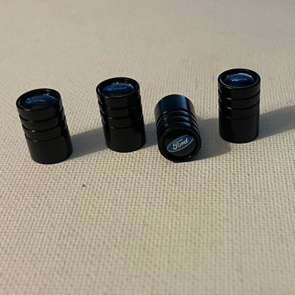 Ford valve Stem caps in Black set of 4 NWT - Picture 2 of 4